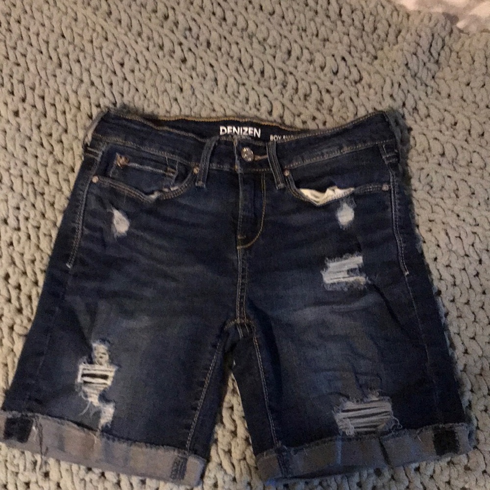 Levi’s Distressed Boy Shorts